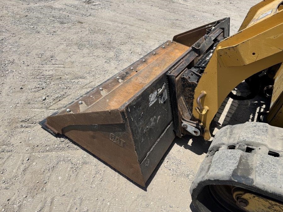 2022 Caterpillar 289D3 Compact Track Loader - Image 24