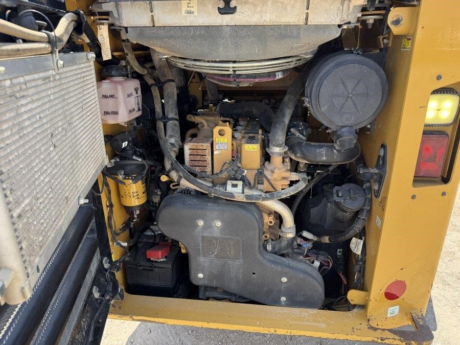 2022 Caterpillar 289D3 Compact Track Loader - Image 34