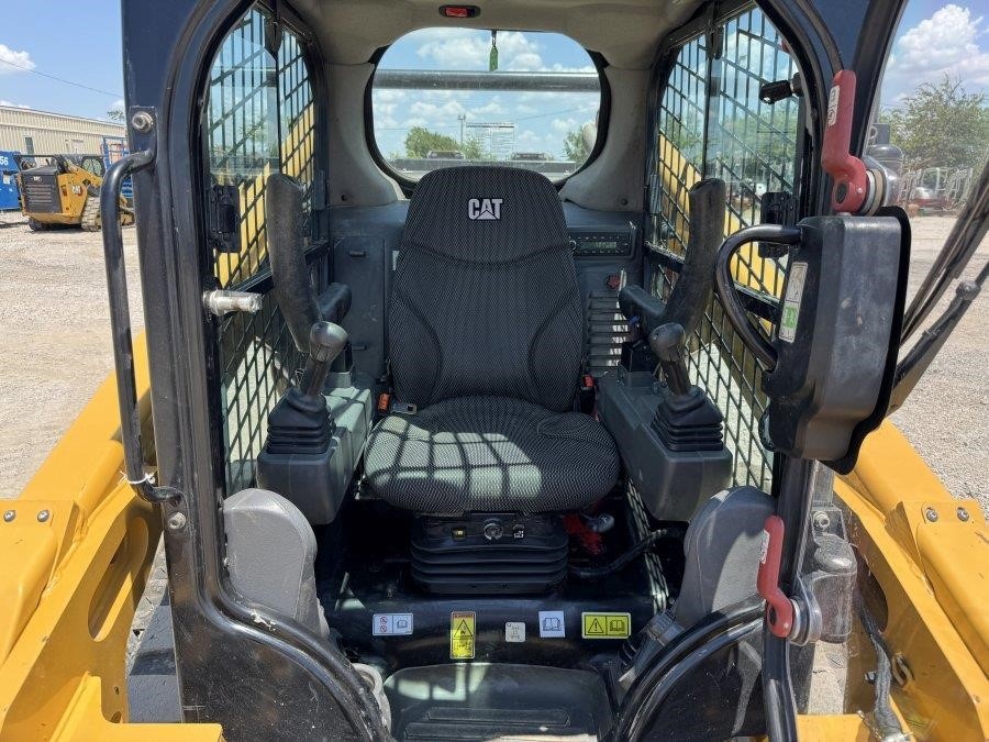 2022 Caterpillar 289D3 Compact Track Loader - Image 35