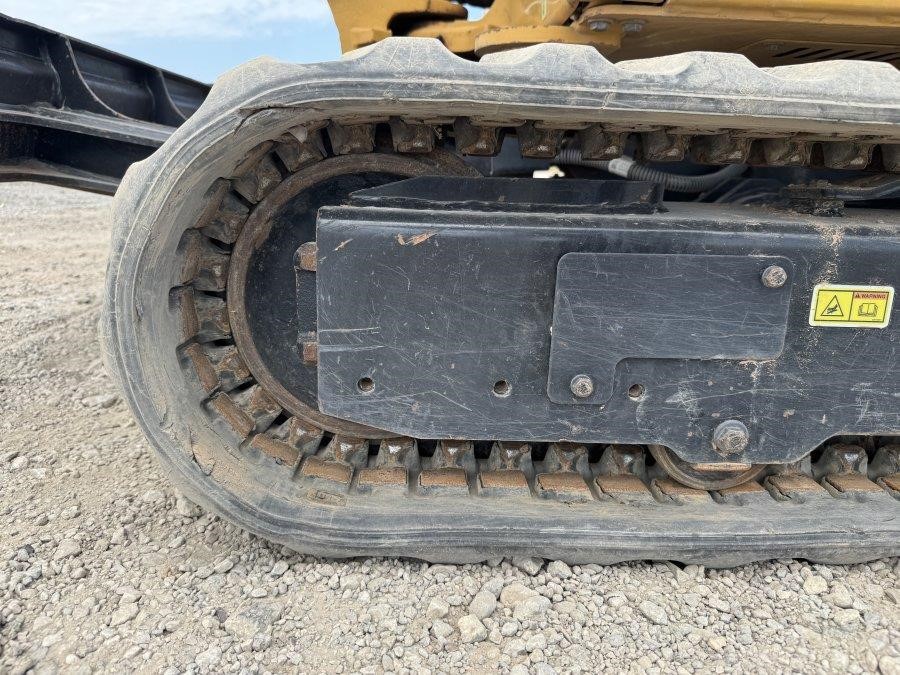 2023 Caterpillar 302CR Excavator - Image 11