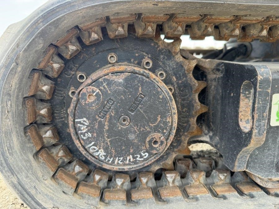 2023 Caterpillar 302CR Excavator - Image 17