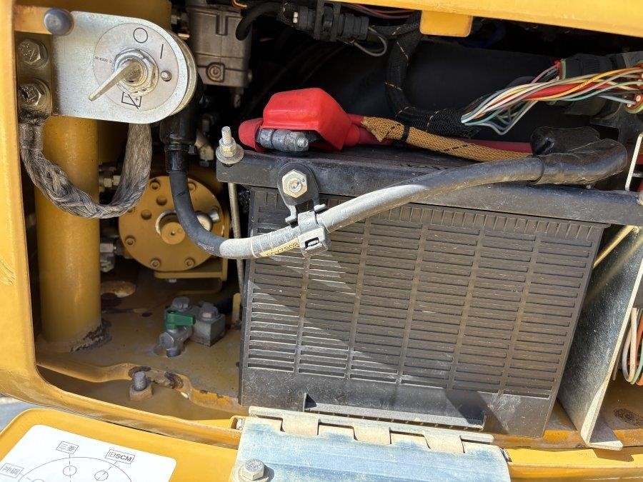 2019 Caterpillar 303.5E2 CR Mini Excavator - Image 42