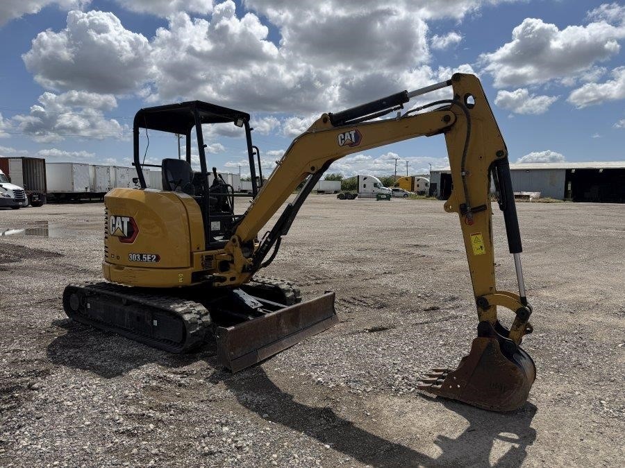 2019 Caterpillar 303.5E2 CR Mini Excavator - Image 7