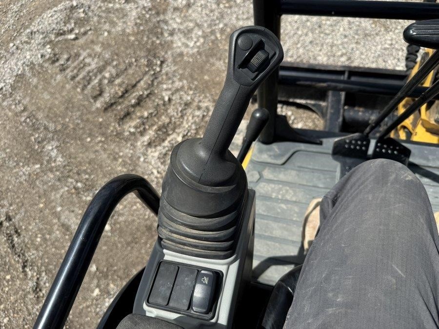 2019 Caterpillar 303.5E2 CR Mini Excavator - Image 41