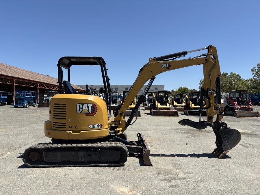 2021 Caterpillar 304E2 CR Mini Excavator - Image 6