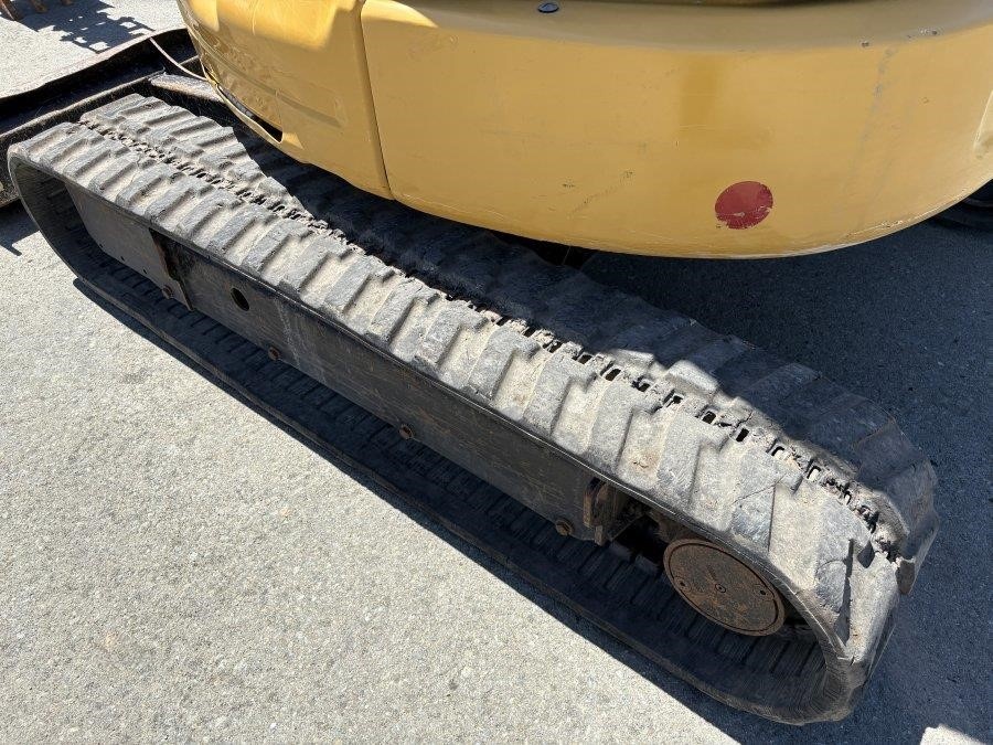 2021 Caterpillar 304E2 CR Mini Excavator - Image 10