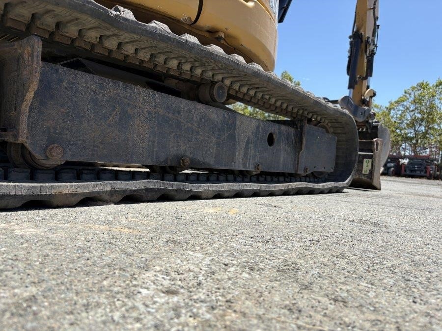 2021 Caterpillar 304E2 CR Mini Excavator - Image 13