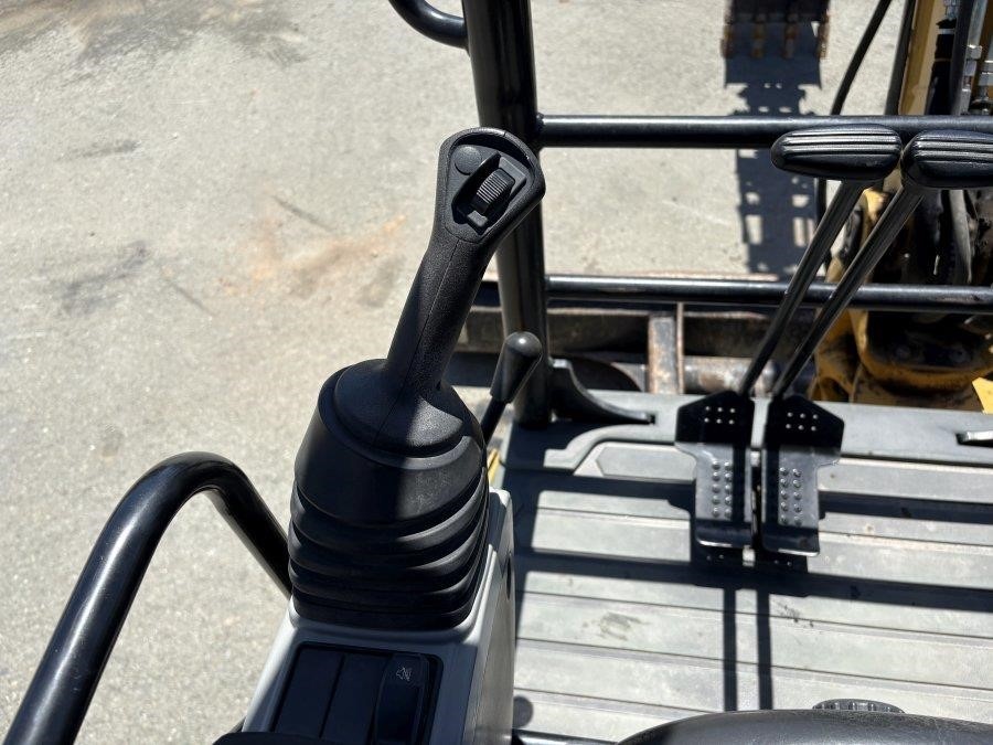 2021 Caterpillar 304E2 CR Mini Excavator - Image 31
