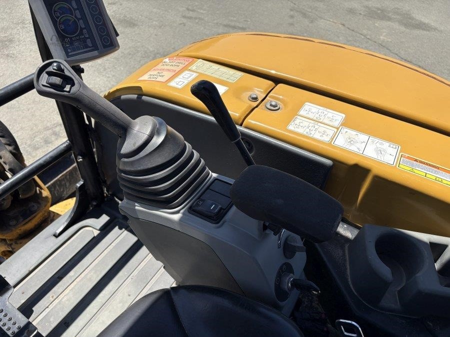 2021 Caterpillar 304E2 CR Mini Excavator - Image 33