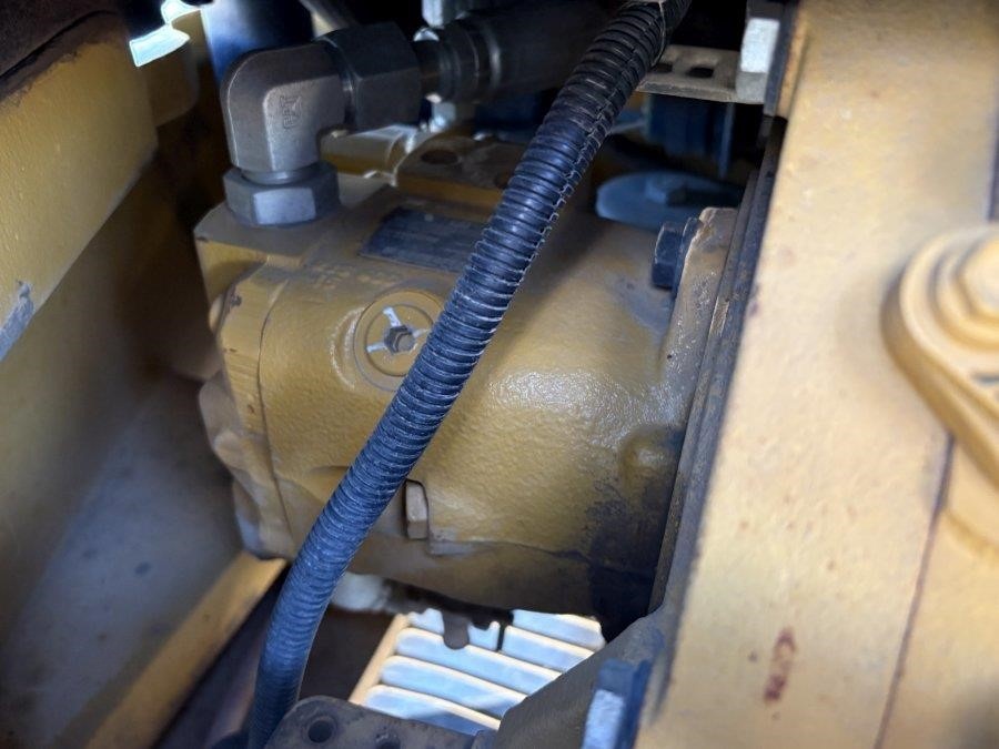 2021 Caterpillar 304E2 CR Mini Excavator - Image 40