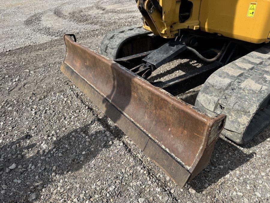 2022 Caterpillar 305E2 CR Mini Excavator - Image 23