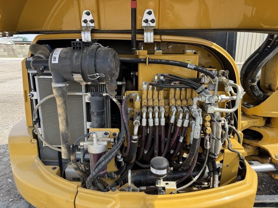 2022 Caterpillar 305E2 CR Mini Excavator - Image 40