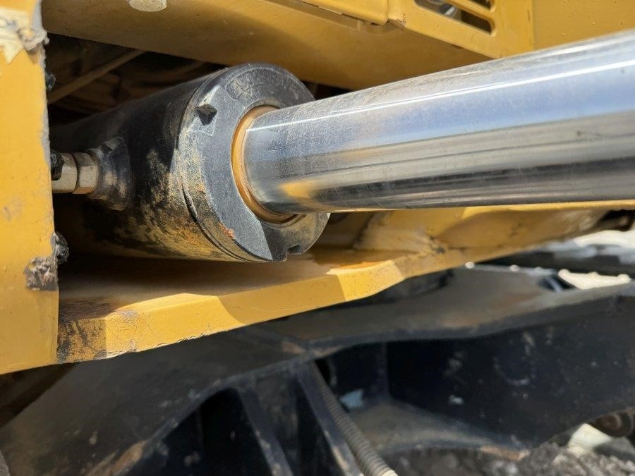 2022 Caterpillar 305E2 CR Mini Excavator - Image 12