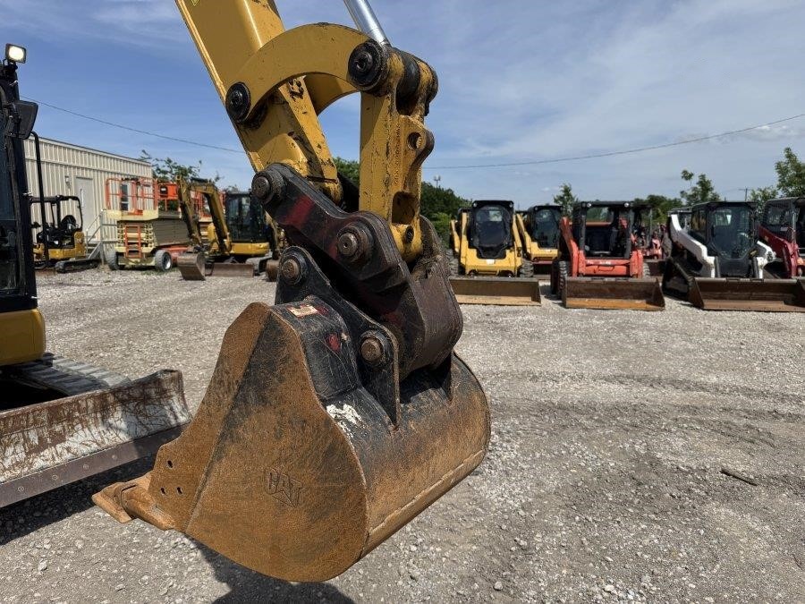 2022 Caterpillar 305E2 CR Mini Excavator - Image 27