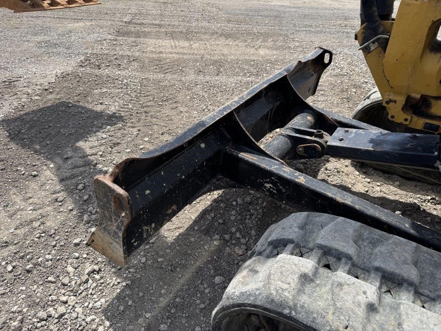 2022 Caterpillar 305E2 CR Mini Excavator - Image 31