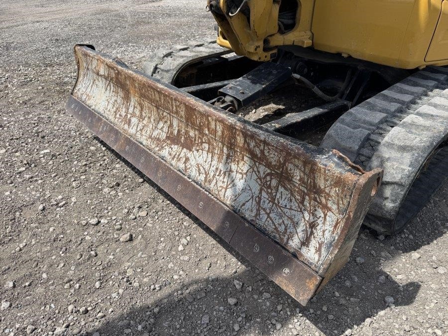 2022 Caterpillar 305E2 CR Mini Excavator - Image 32