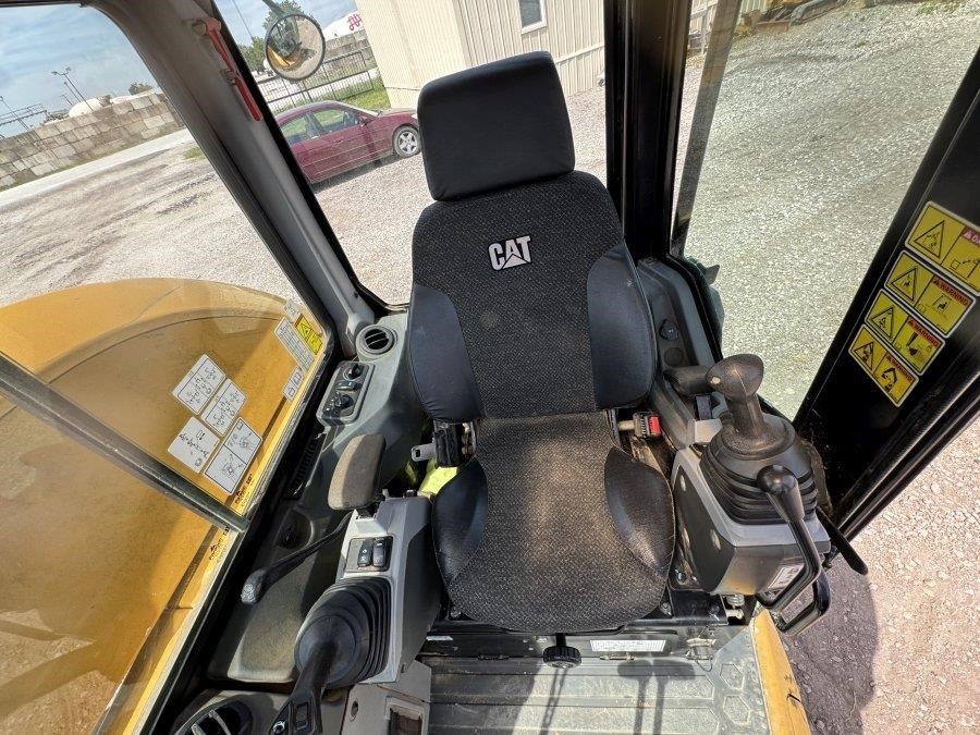 2022 Caterpillar 305E2 CR Mini Excavator - Image 36