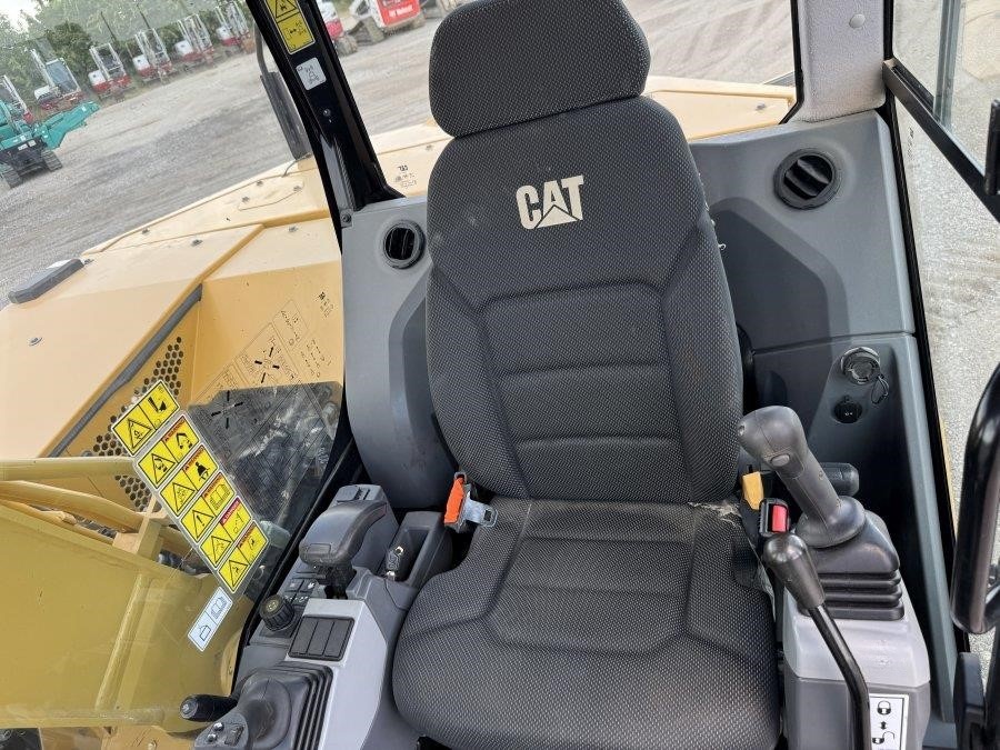 2022 Caterpillar 307.5 Hydraulic Excavator - Image 37