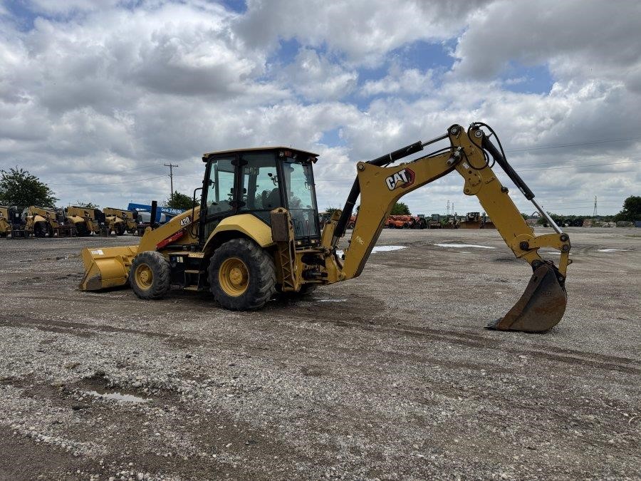 2021 Caterpillar 420 Backhoe Loader - Image 3