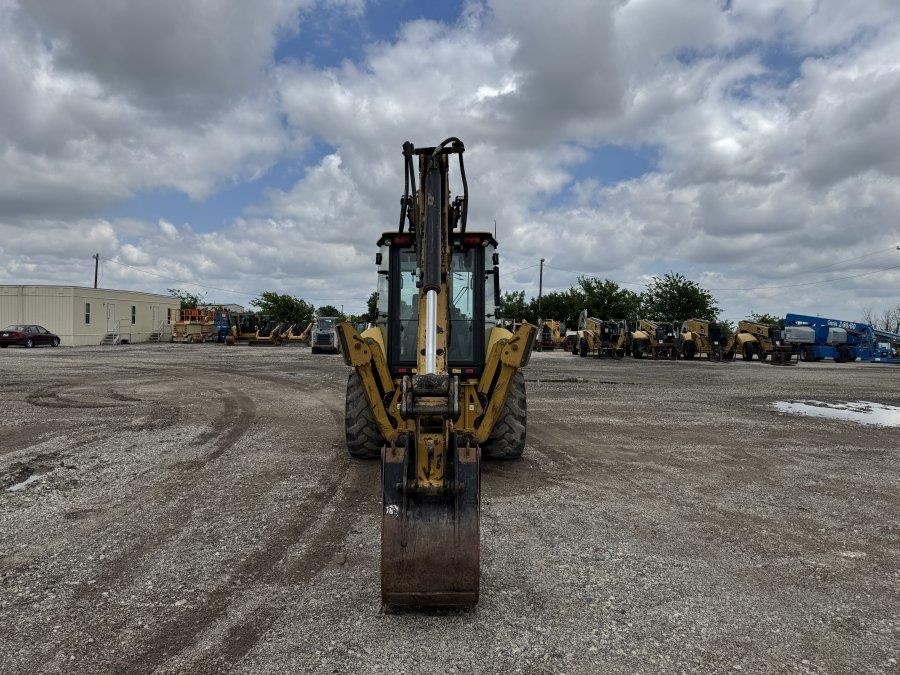 2021 Caterpillar 420 Backhoe Loader - Image 4