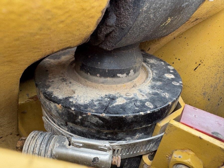 2021 Caterpillar 420 Backhoe Loader - Image 30