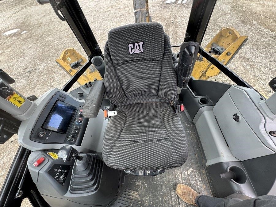 2021 Caterpillar 420 Backhoe Loader - Image 36