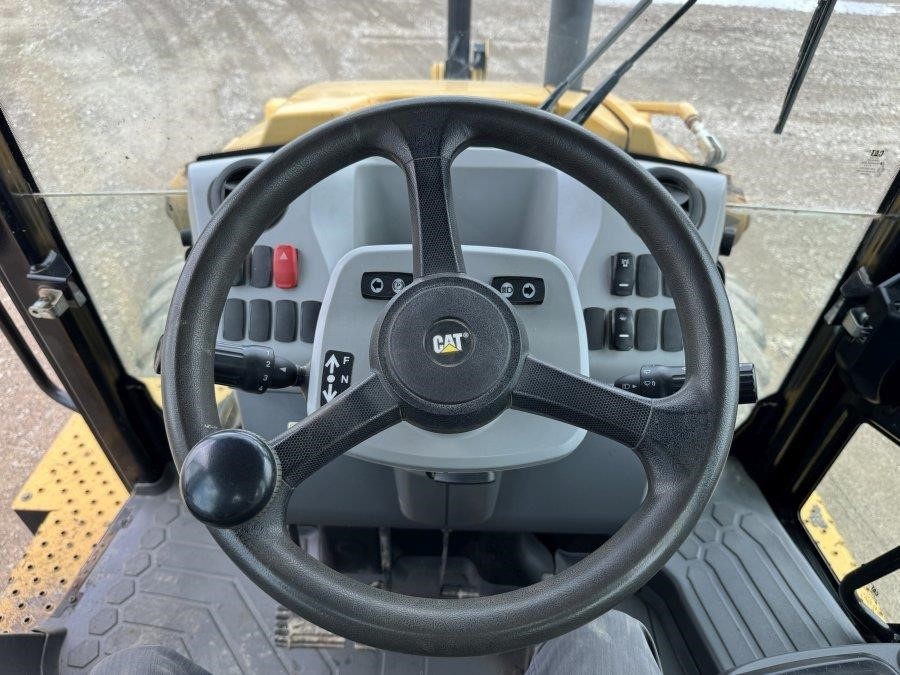 2021 Caterpillar 420 Backhoe Loader - Image 37
