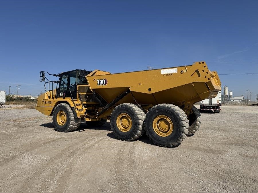 2024 Caterpillar 730 Articulated Dump Truck - Image 3