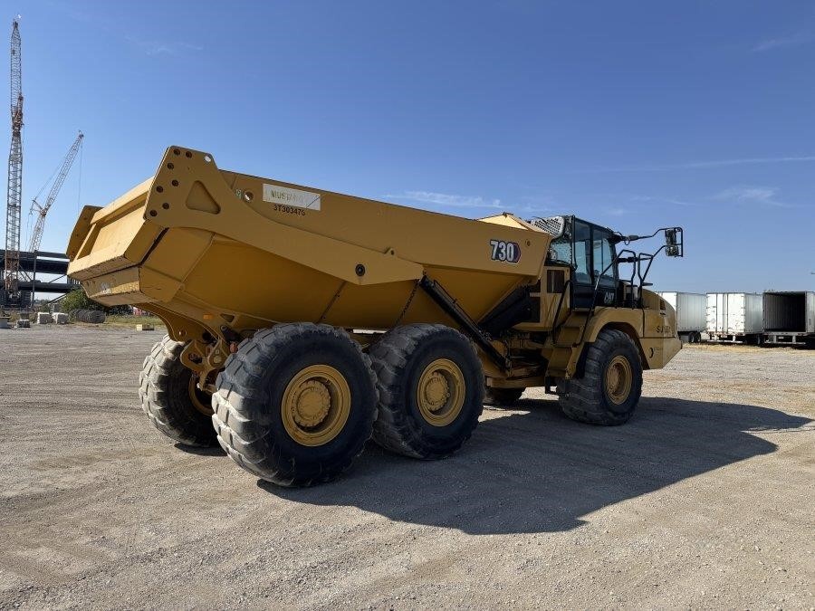 2024 Caterpillar 730 Articulated Dump Truck - Image 5