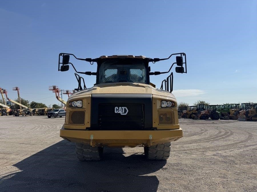 2024 Caterpillar 730 Articulated Dump Truck - Image 8