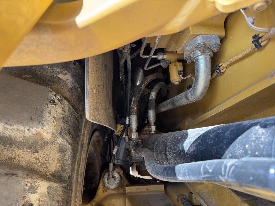2024 Caterpillar 730 Articulated Dump Truck - Image 10