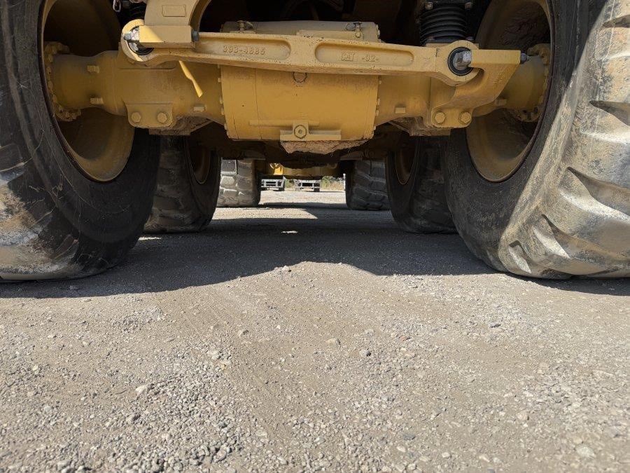 2024 Caterpillar 730 Articulated Dump Truck - Image 17