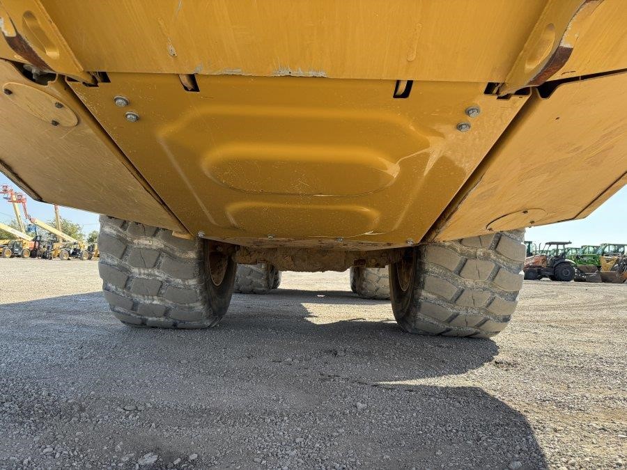 2024 Caterpillar 730 Articulated Dump Truck - Image 26