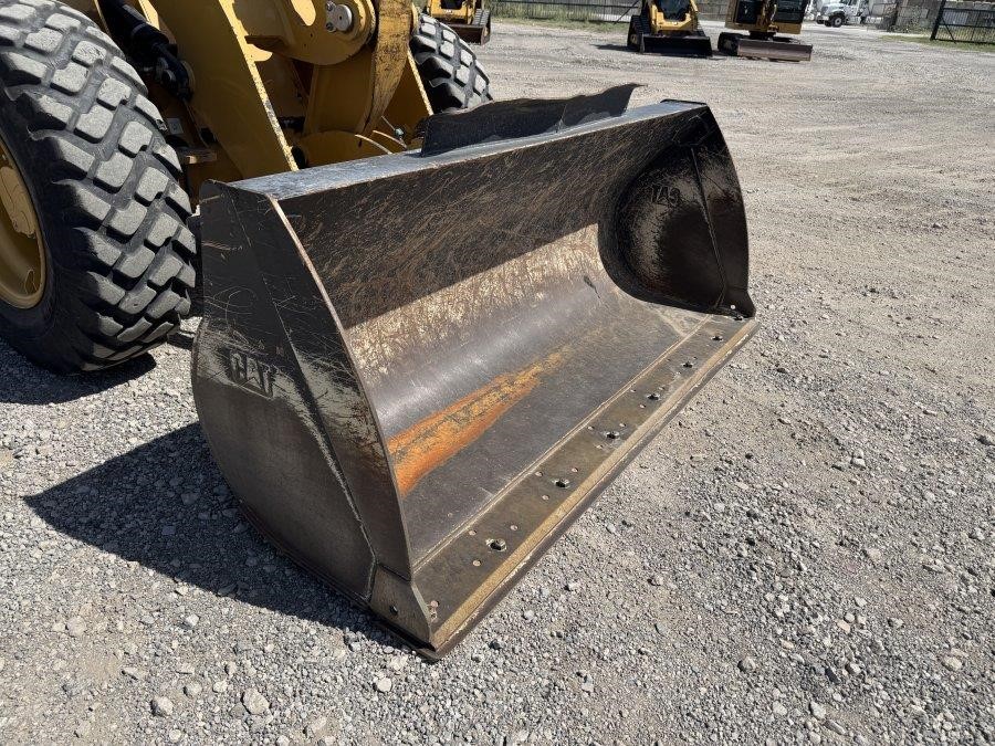 2023 Caterpillar 910 Wheel Loader - Image 16