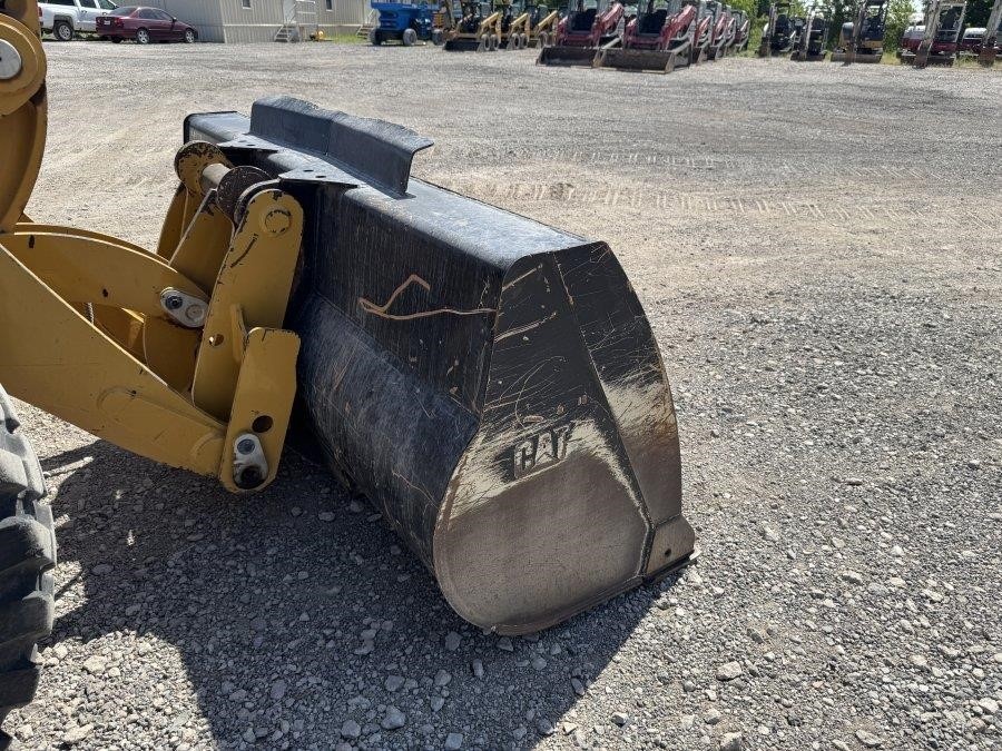 2023 Caterpillar 910 Wheel Loader - Image 17