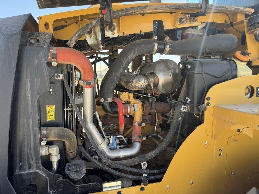 2023 Caterpillar 910 Wheel Loader - Image 29