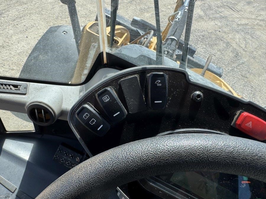 2023 Caterpillar 910 Wheel Loader - Image 33
