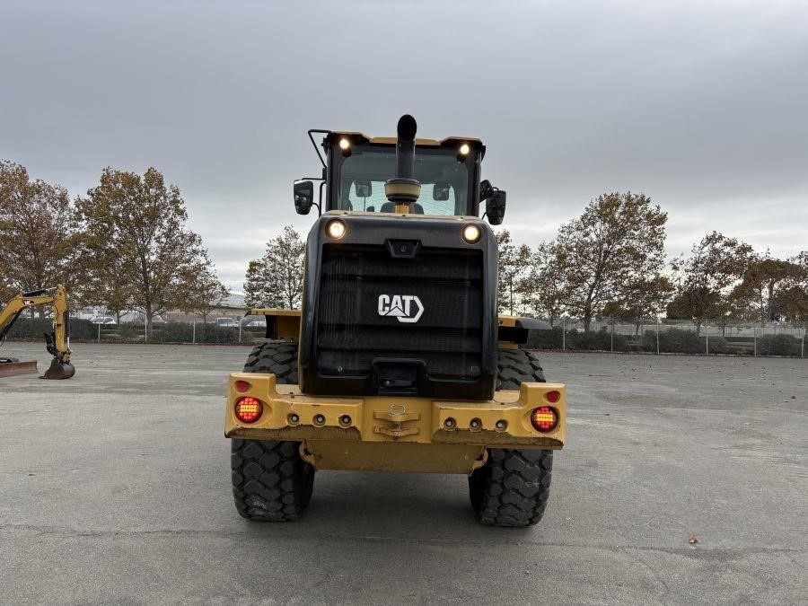 2021 Caterpillar 926M Wheel Loader - Image 4
