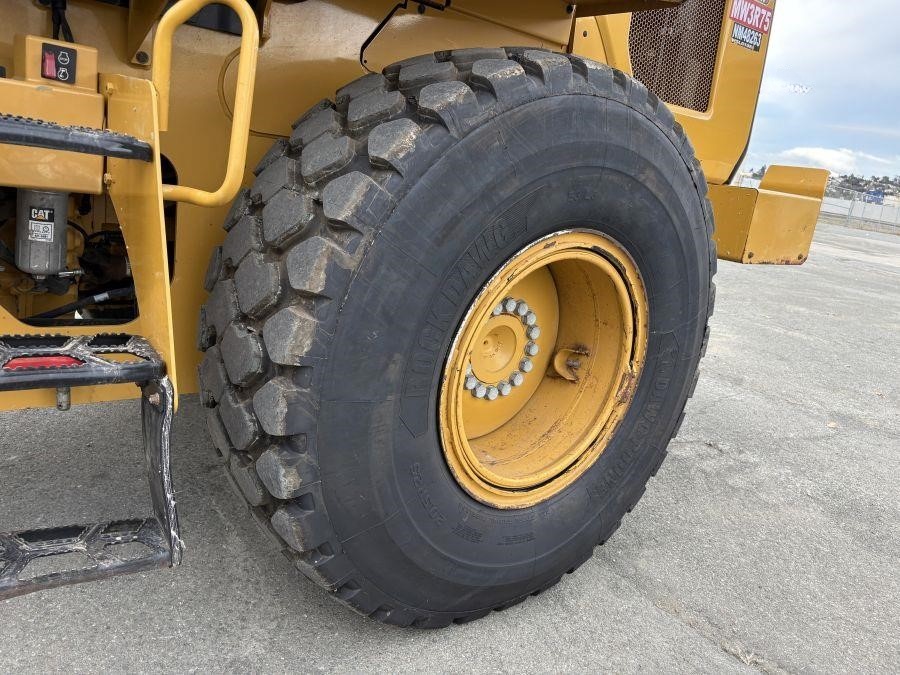 2021 Caterpillar 926M Wheel Loader - Image 12