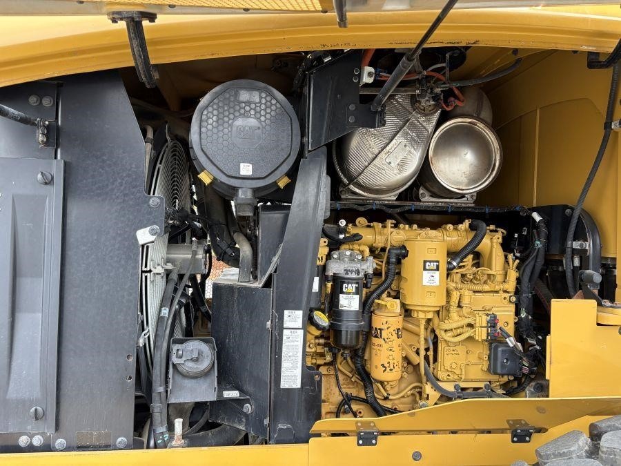 2021 Caterpillar 926M Wheel Loader - Image 29