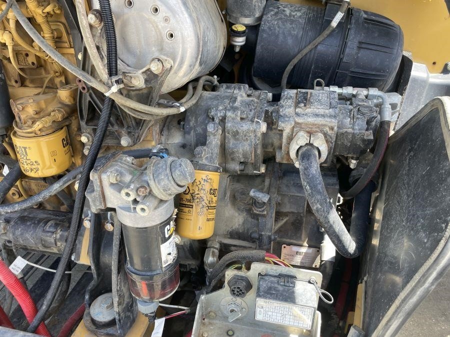 2016 Caterpillar TL642D Telehandler - Image 24