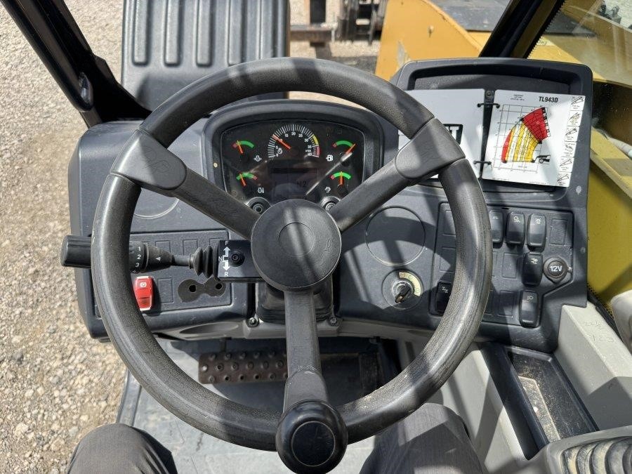 2020 Caterpillar TL943D Telehandler - Image 36