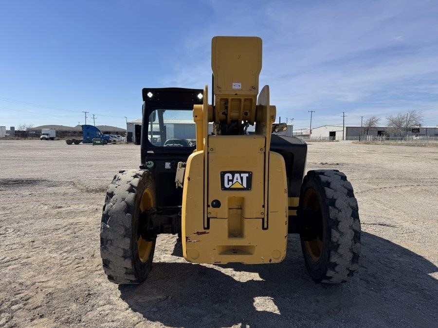 2019 Caterpillar TL943D Telehandler - Image 4