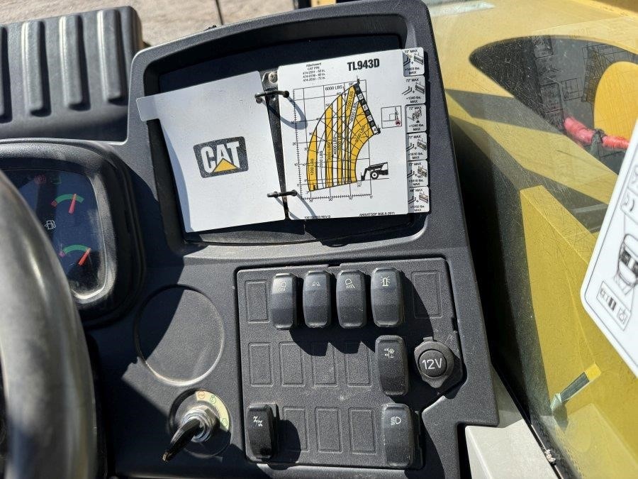 2019 Caterpillar TL943D Telehandler - Image 22