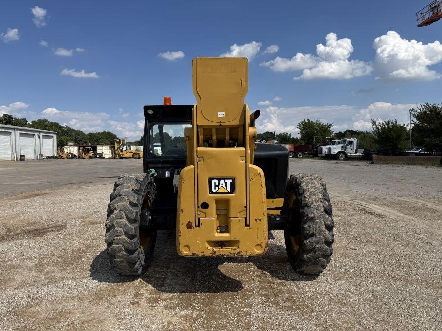 2018 Caterpillar TL1055D Telehandler - Image 4