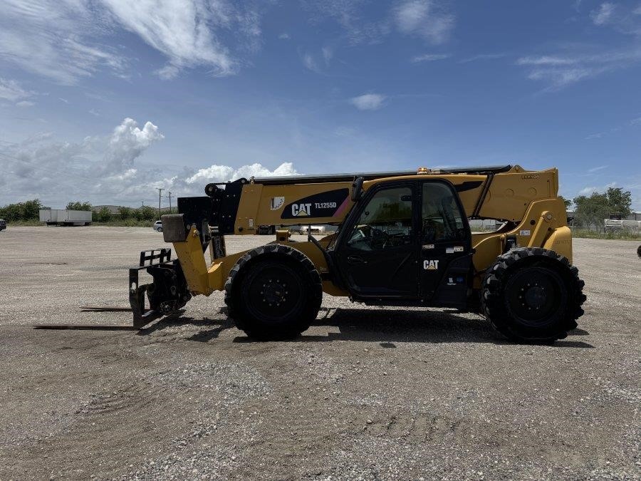2020 Caterpillar TL1255D Telehandler - Image 2
