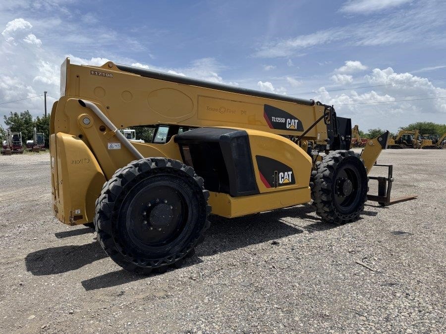 2020 Caterpillar TL1255D Telehandler - Image 5