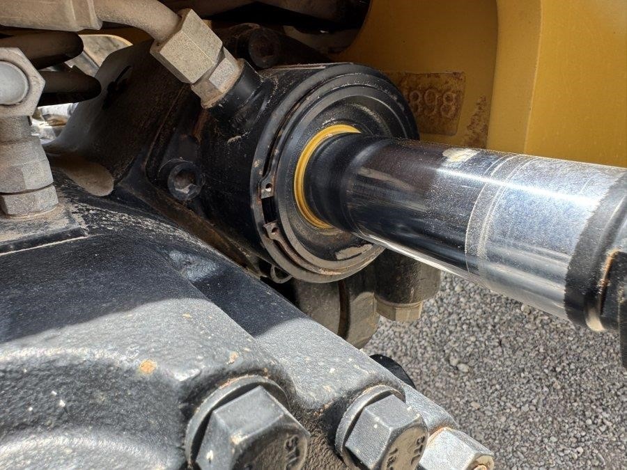 2020 Caterpillar TL1255D Telehandler - Image 27