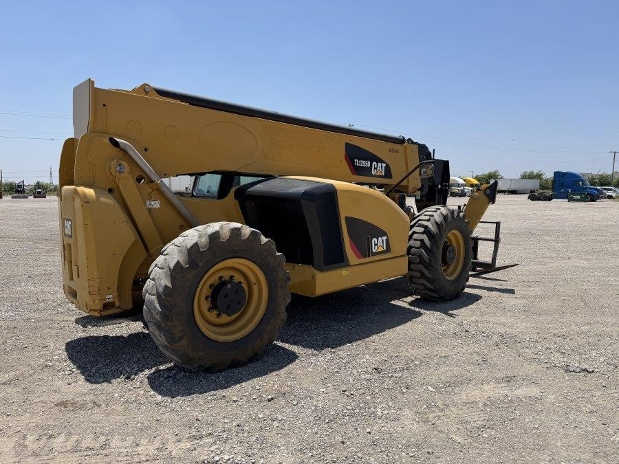 2019 Caterpillar TL1255D Telehandler - Image 5