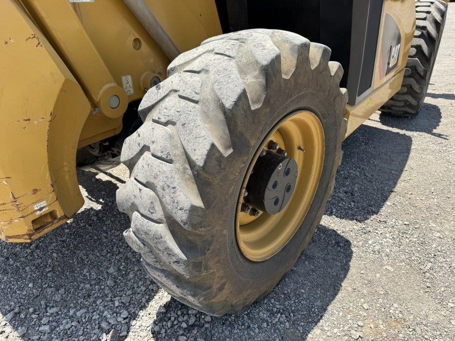 2019 Caterpillar TL1255D Telehandler - Image 12
